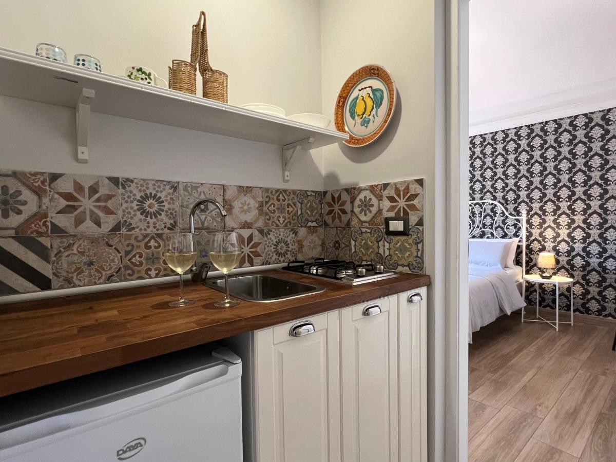 Emanuele Room Катания Экстерьер фото