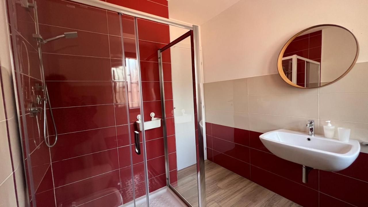 Emanuele Room Катания Экстерьер фото